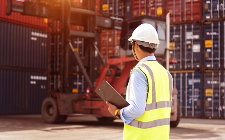 Foreman,Control,Loading,Containers,Box,From,Cargo,Freight,Ship,In